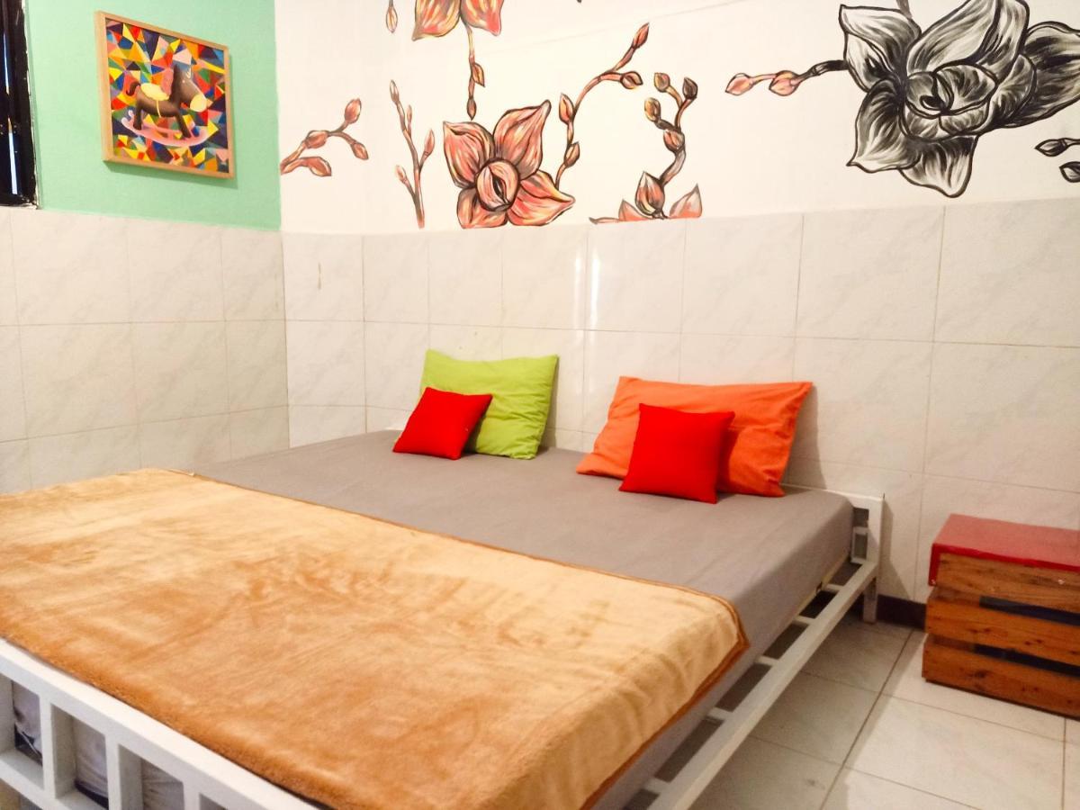 Deoplet Homestay & Gallery Yogyakarta Ngoại thất bức ảnh